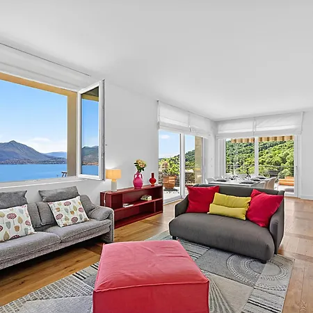 Alessia - 4 Bed With Maggiore View Villa Stresa