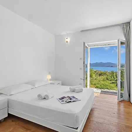 Alessia - 4 Bed With Maggiore View Stresa