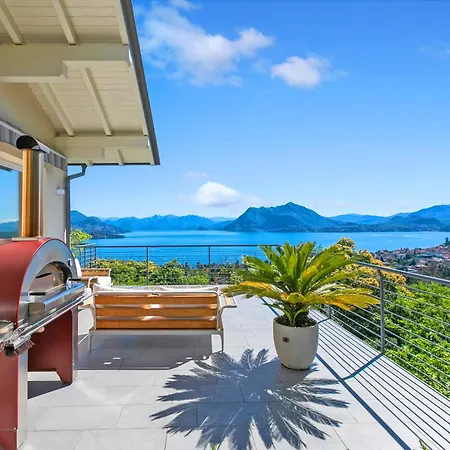 Alessia - 4 Bed With Maggiore View *