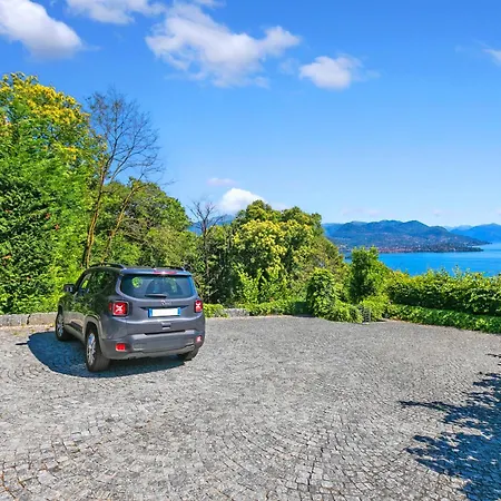 Alessia - 4 Bed With Maggiore View Villa *