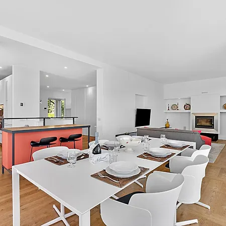 Villa Alessia - 4 Bed With Maggiore View *