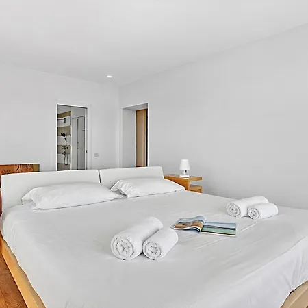 Alessia - 4 Bed With Maggiore View Villa