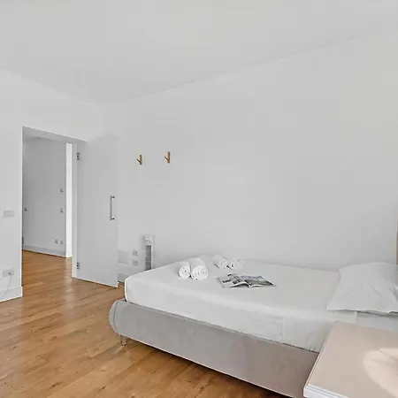 Alessia - 4 Bed With Maggiore View Stresa