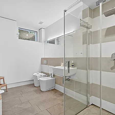 Alessia - 4 Bed With Maggiore View * Stresa