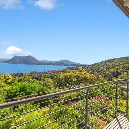 Alessia - 4 Bed With Maggiore View Villa Stresa